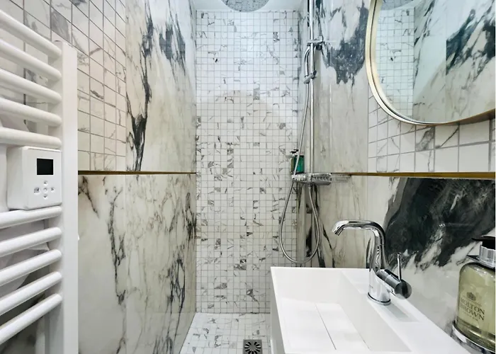 Merveil - Luxury Suite - Marais - Charlot